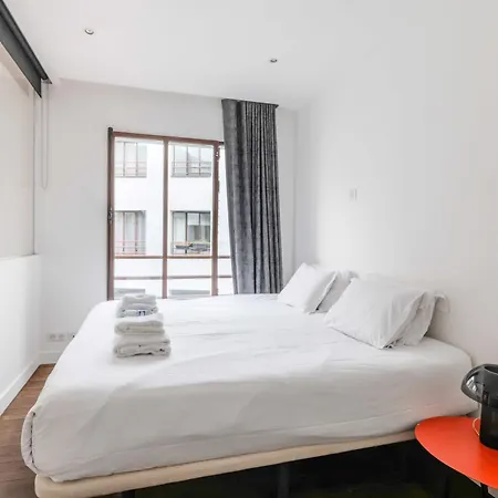 Bastille - Elegant Duplex Loft -6p Париж