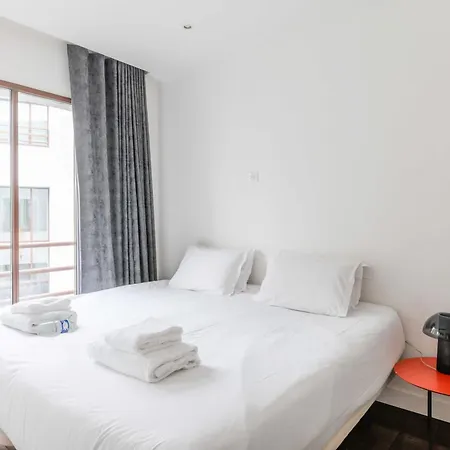 Bastille - Elegant Duplex Loft -6p Париж