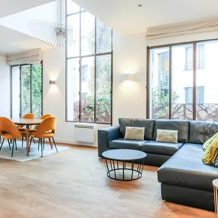 Bastille - Elegant Duplex Loft -6p Paris