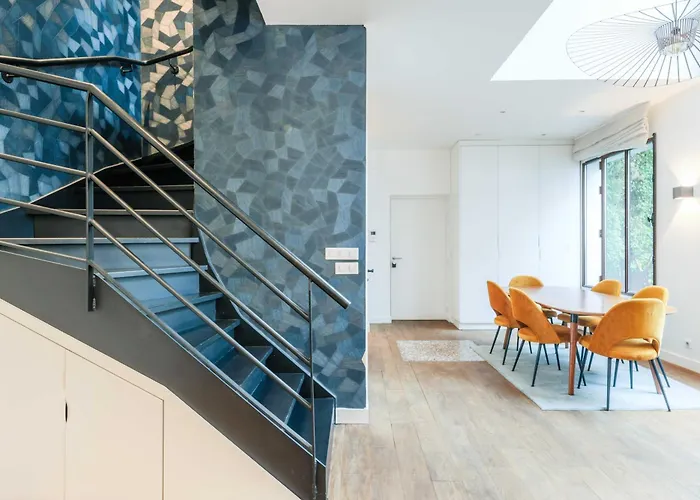 Bastille - Elegant Duplex Loft -6p *